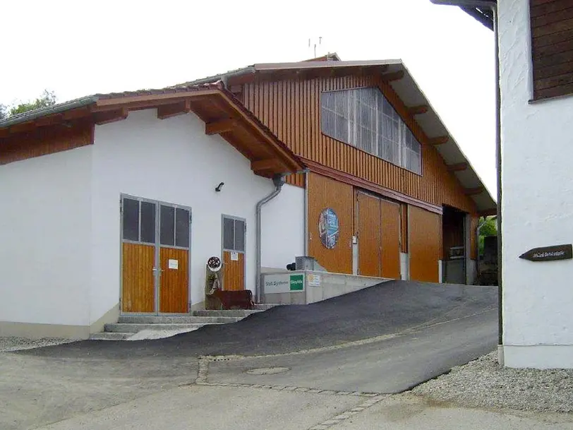 Hauser´s Milchtankstelle in Hebertsfelden