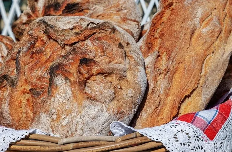 Kartoffelbrot oder Vollkornbrot kaufen